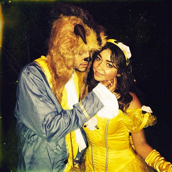 Halloween Instagram Sarah Hyland