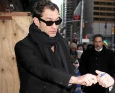 2009__12__letterman_02_wenn2696047 225×182.jpg