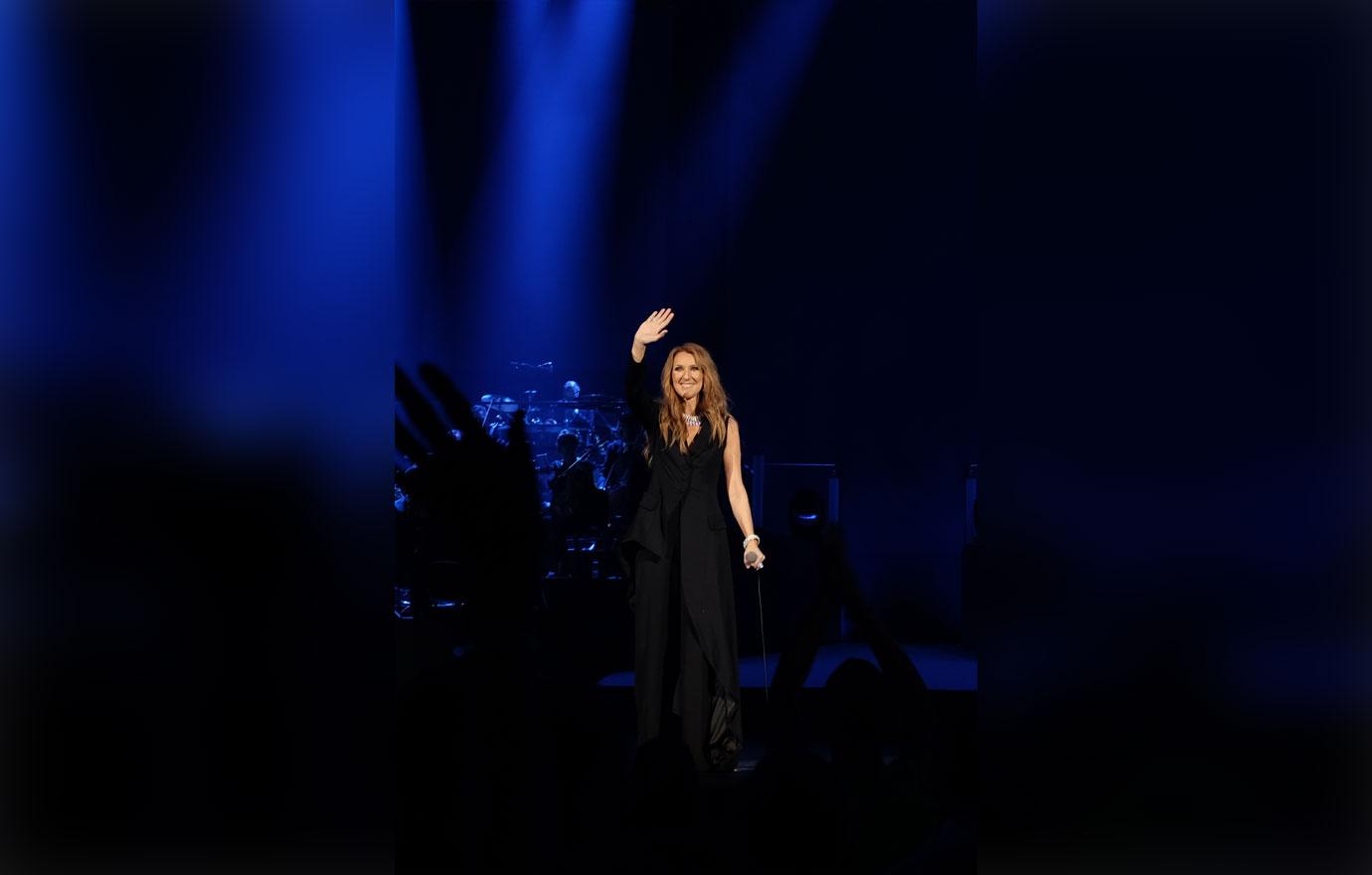 Celine Dion Returns Las Vegas After Surgery 05