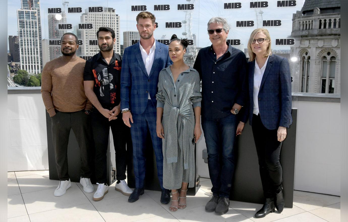 Tessa-Thompson-Chris-Hemsworth-London-Photocall