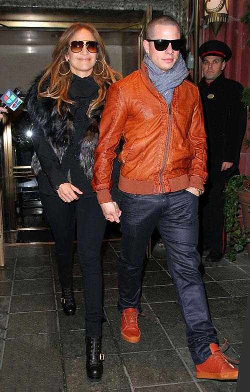 Jennifer lopez casper smart feb1 005_ _1.jpg