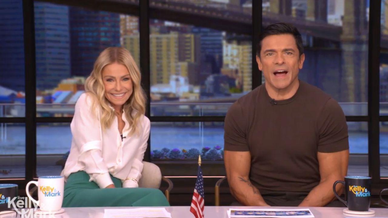 Image of Kelly Ripa and Mark Consuelos brought Lena in for a 'meet cute.'