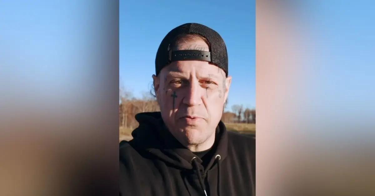 Photo of The father-of-two lost over 200 pounds.