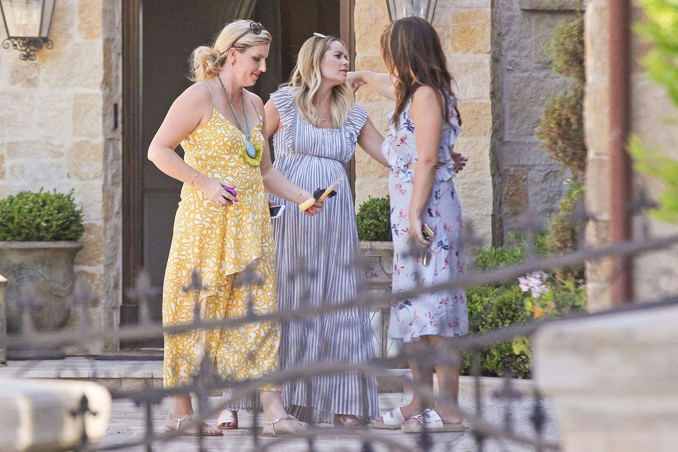 PICS] Pregnant Lauren Conrad Is SO Adorable At Her Baby Shower!