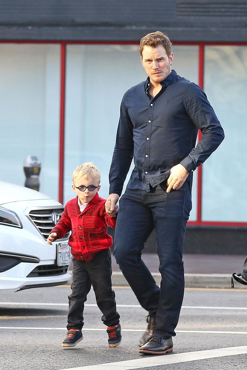 chris pratt anna faris son jack passengers 07