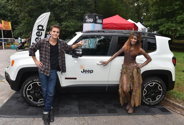 Paul wesley surprise jeep renegade atlanta 0