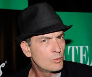 2011__07__Charlie_Sheen_July18newsbt 300×296.jpg