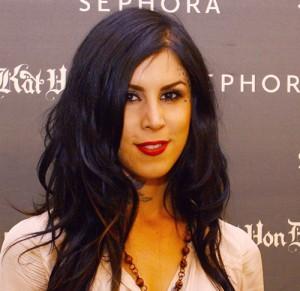 2011__10__Kat Von D OCt4newsbt 300&#215;291.jpg