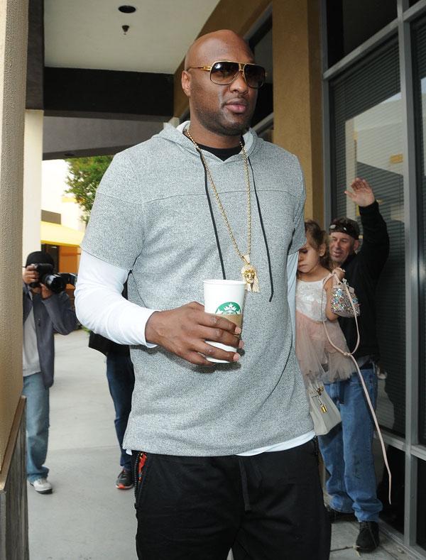 FFN_Kardashians_1_don_goodwin_vic_032716_52006196