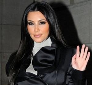 2010__10__Kim_Kardashian_Oct8news_0001 300&#215;275.jpg