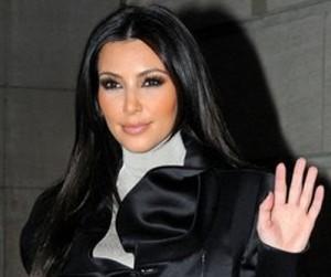 2010__10__Kim_Kardashian_Oct8news_0001 300×275.jpg