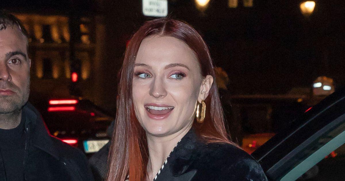 sophie turners career ex boyfriends net worth more