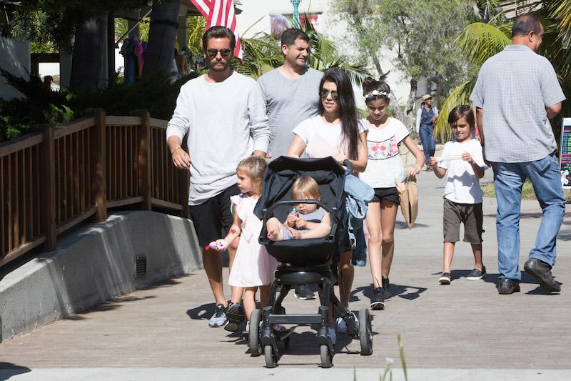 Kourtney Kardashian, Scott Disick, &amp; Kids Visit The Santa Barbara Zoo