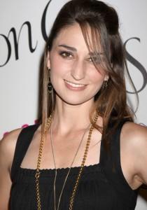 2010__09__sara_bareilles 210&#215;300.jpg