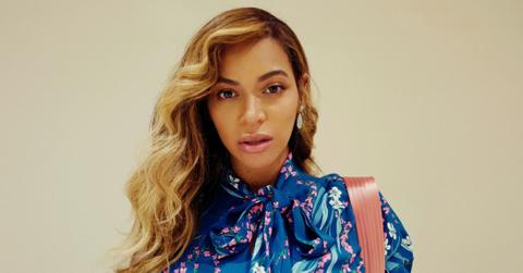 Beyonce Booty Bum Pink Pants After Twins Photos hero