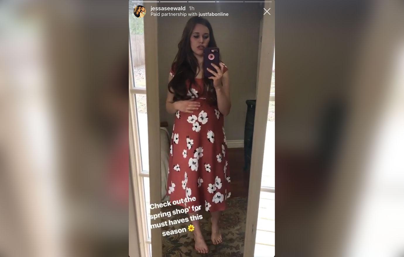 Jessa Duggar baby bump