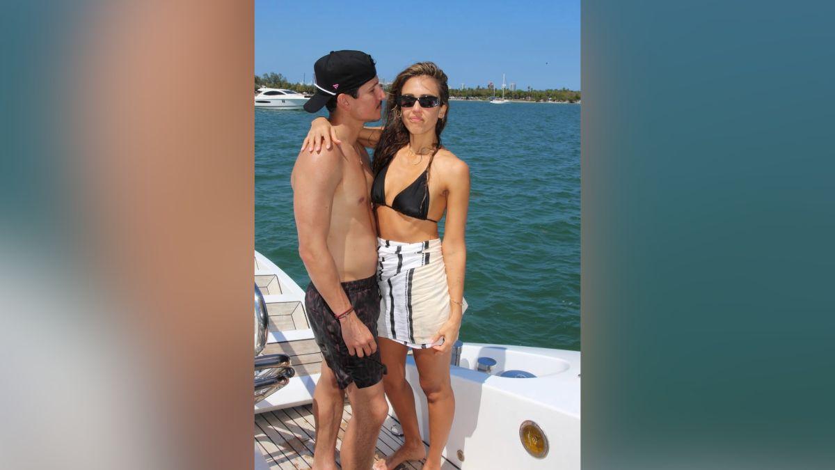 Image of Jessica Alba is dating Danny Ramirez.