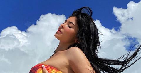 Kylie Jenner Sexy Bathing Suit Photos