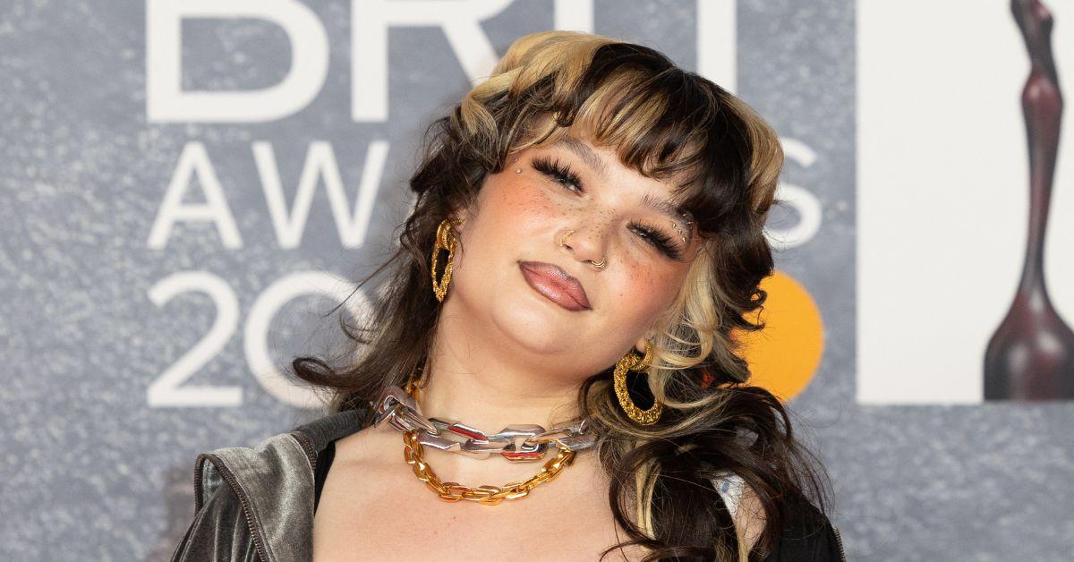 Who Is Lola Young? 6 Things to Know About the Singer After She Collapsed Onstage