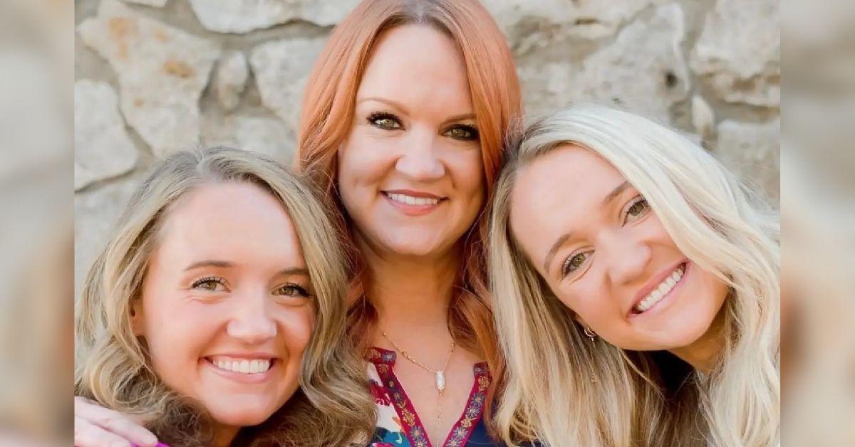Photo of Ree Drummond And Daughters