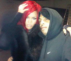 2010__12__rihanna_mb_dec21.jpg