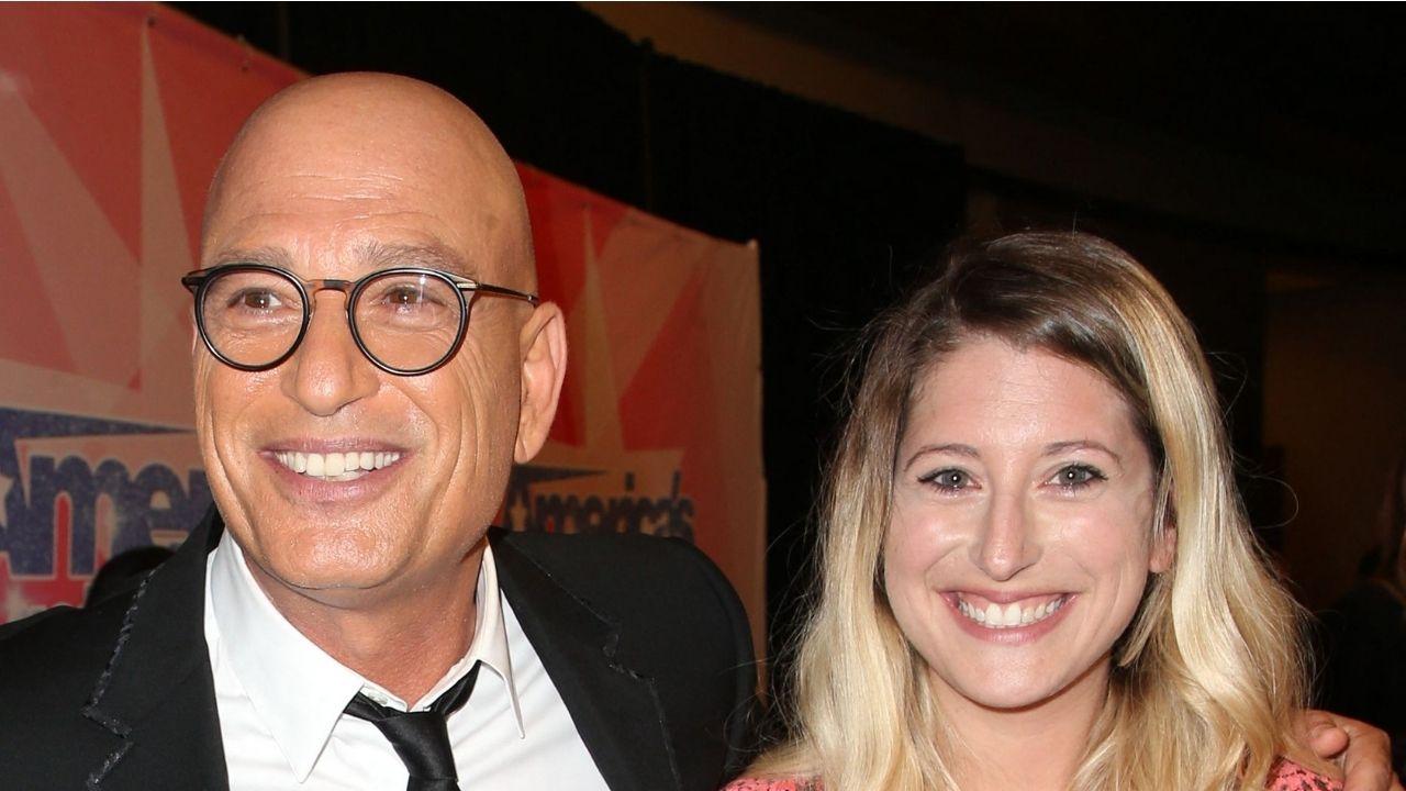 image of Howie Mandel previously went viral after meeting OnlyFans star Sophie Rain and using gloves and a plexiglass barrier during their interaction.
