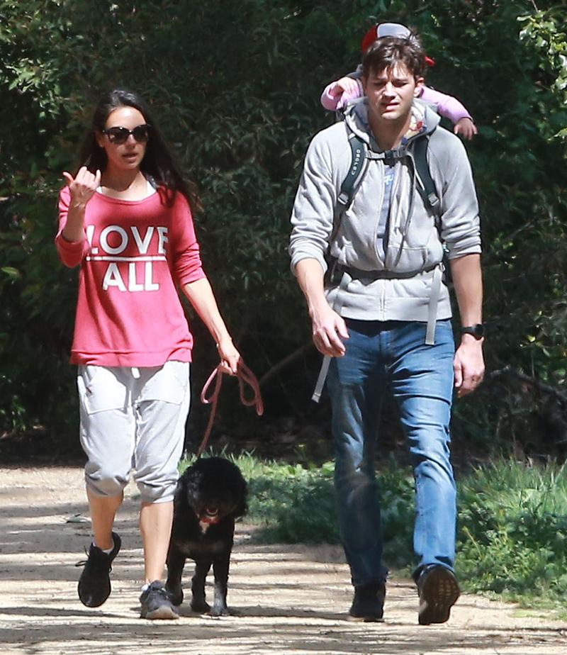 Exclusive&#8230; Mila Kunis &amp; Ashton Kutcher Take Wyatt Out For A Hike