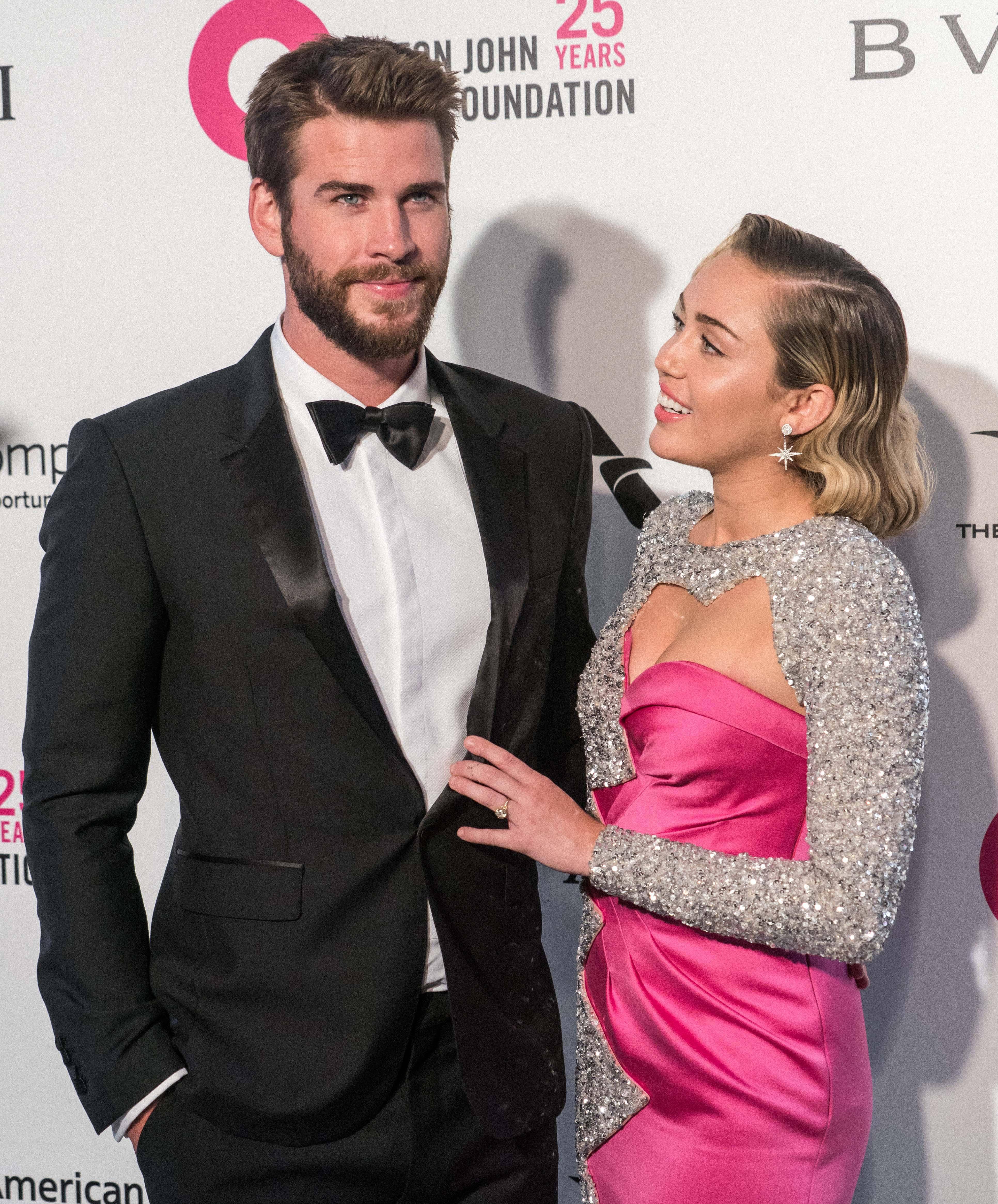 Miley Cyrus & Liam Hemsworth