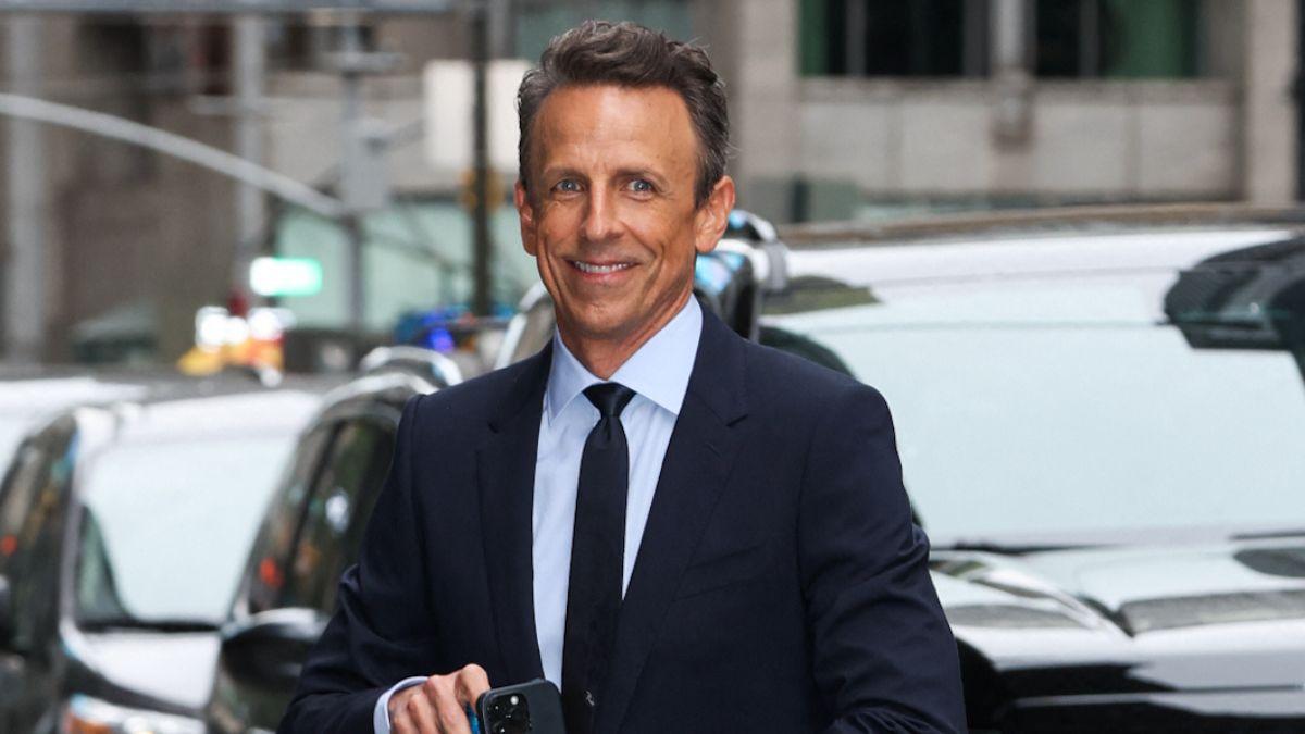 Image of Seth Meyers joked about Donald Trump's comments on Lindsey Graham's phone calls.