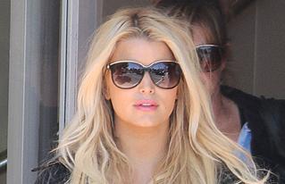 Jessica simpson3 teaser_319x206.jpg