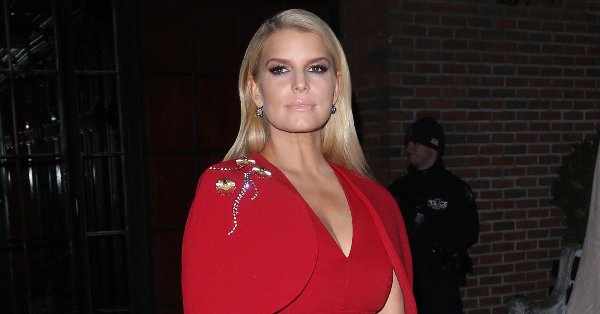 Jessica Simpson Walked 14,000 Steps a Day to Lose 100 Lbs Post