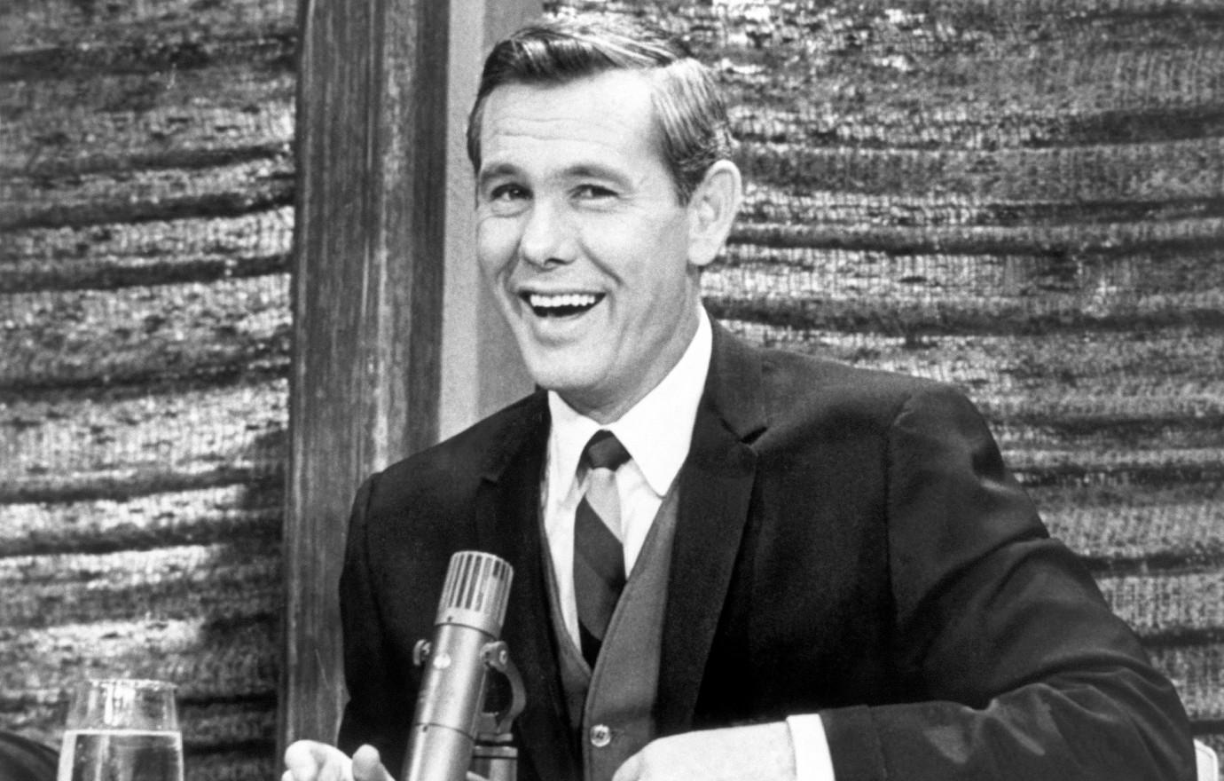 Johnny Carson 'Became Violent' Due To His 'Problems With Alcohol'