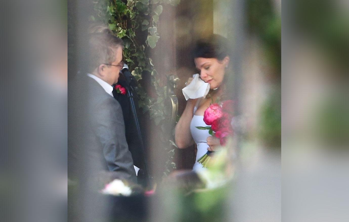 Patton oswalt meredith salenger wedding 2