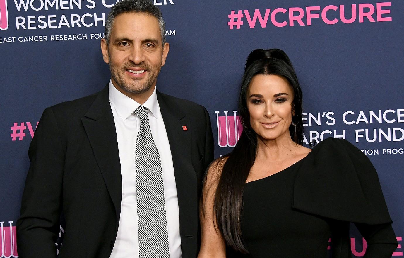 kyle richards cant handle drama paris hilton mauricio umansky