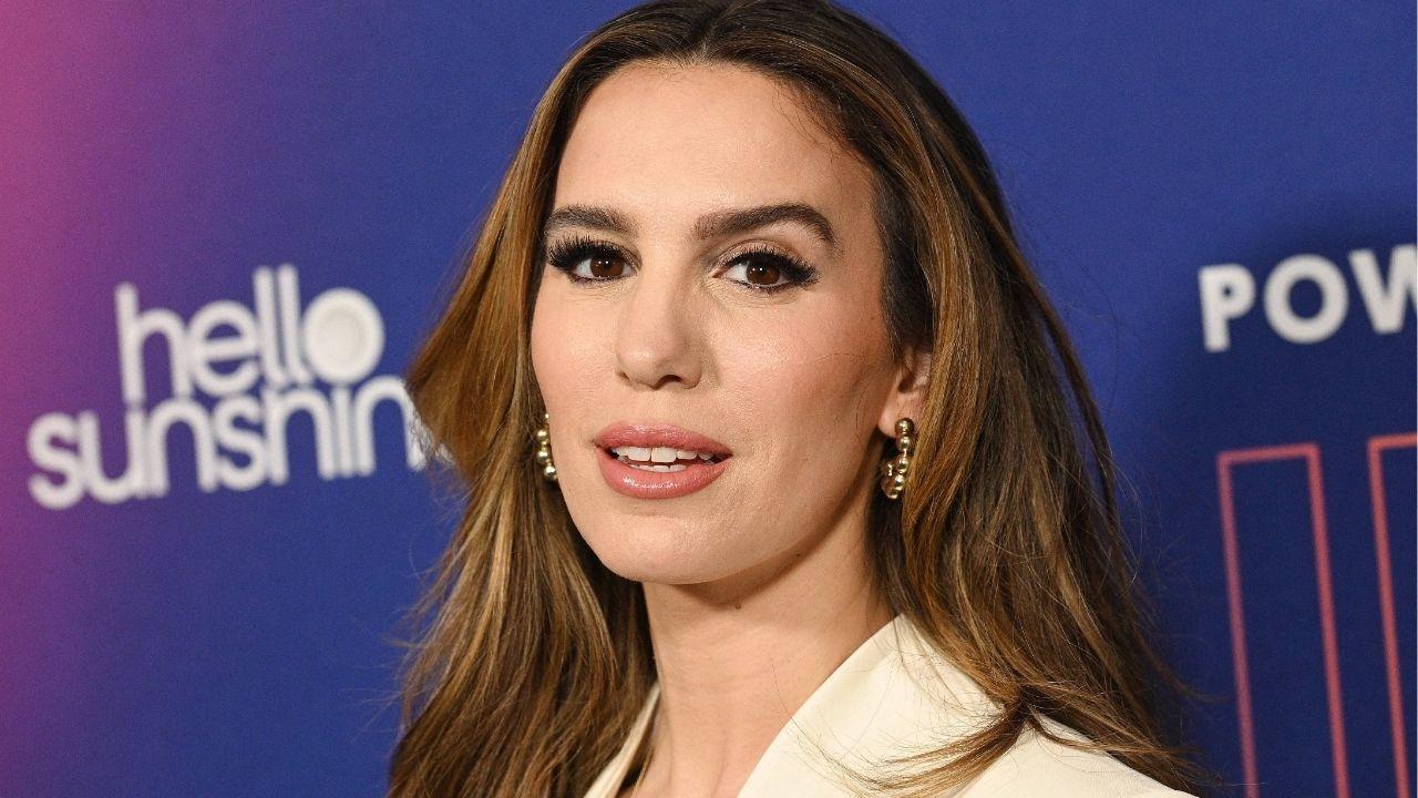 Image of Christy Carlson Romano