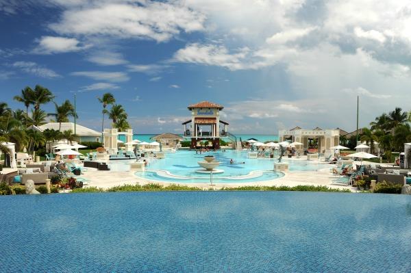 Sandals emerald bay hot sale day pass