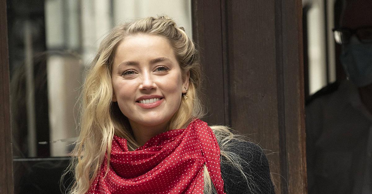 shes a mom amber heard welcomes daughter oonagh paige via surrogate