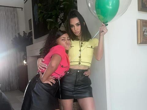 kim kardashian regrets daughter north wear red lipstick wont allow chicago