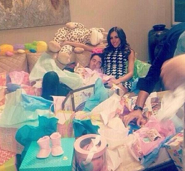 Happy Baby Shower Weekend To Rachel Zoe and Danielle Jonas! Check Out