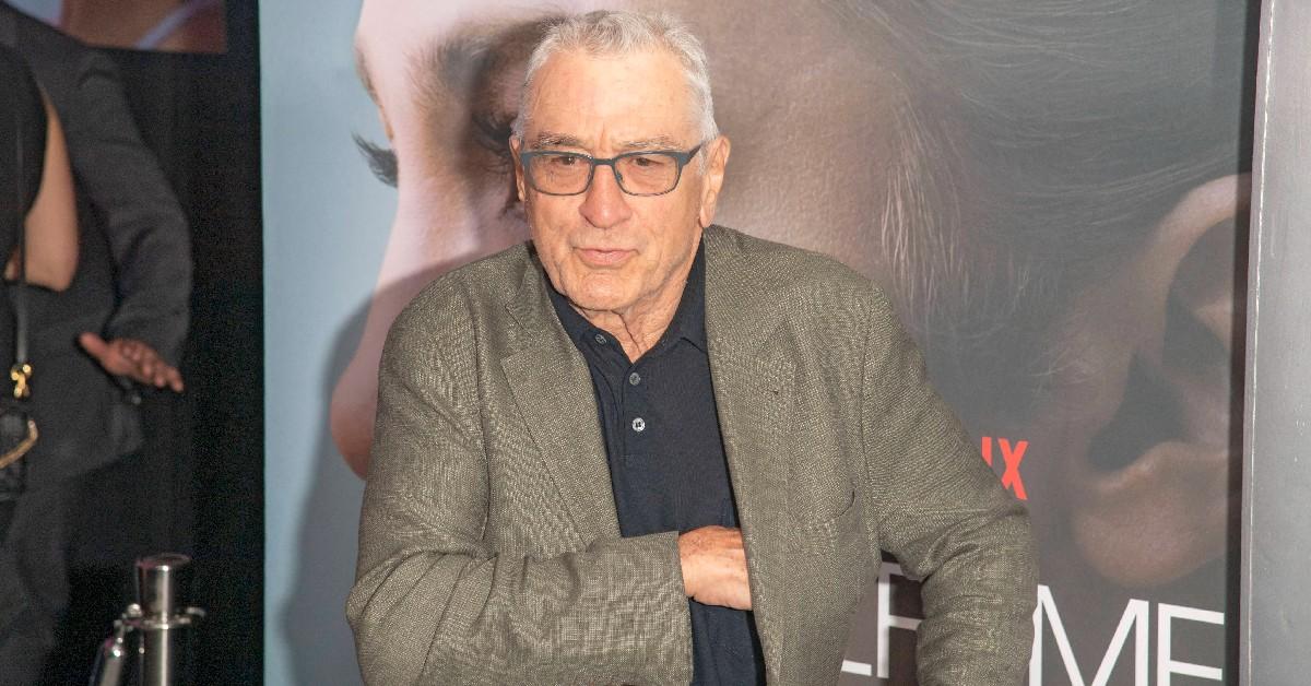 robert de niro smitten whitney houston sent room full flowers