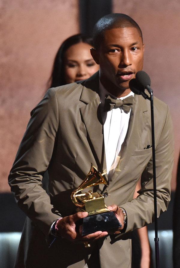 Pharrell grammy awards 2015 shades taylor swift dancing07