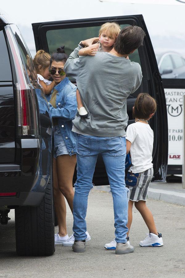 Kourtney kardashian scott disick custody battle 01