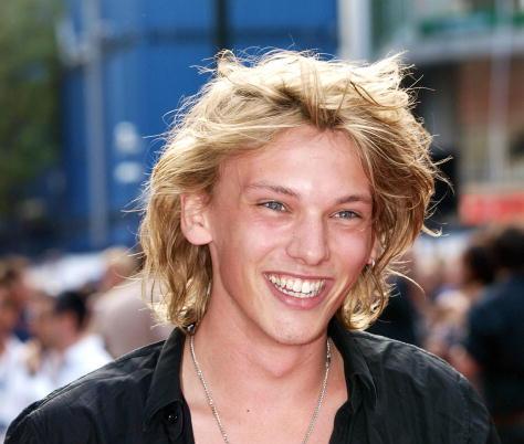 Jamie Campbell Bower Dishes on New Moon Nude Scene