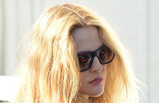 Drew barrymore teaser_319x206.jpg