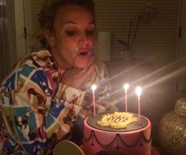 Britney spears birthday cake