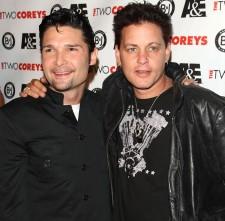 2010__03__okmagazine_corey feldman corey haim 225×221.jpg
