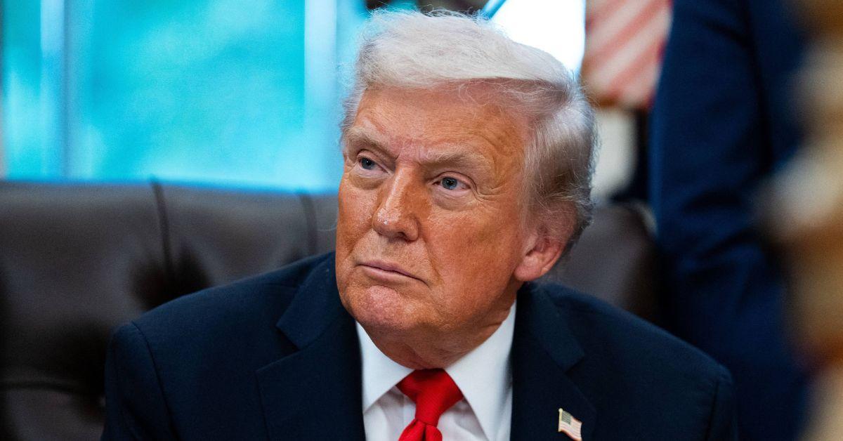 donald trump dodges doj question