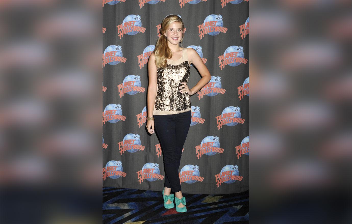 disney caroline sunshine joins president trump white house press team 05