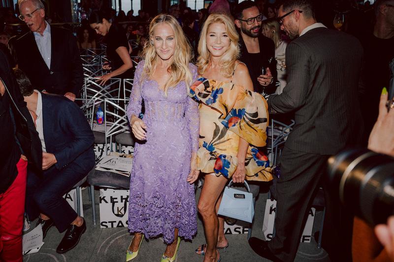 sarah jessica parker and candace bushnell silva attend the daily front row fashion media awards  sponsored by daou vineyards photo creditkarislau for daou