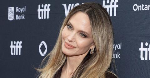 angelina jolie opens up about moms cancer battle